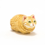 コルクの茶トラ猫