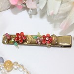 仕事にも使えそうな程度にさりげない可愛さのヘアクリップ★レッド
