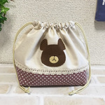 くまの顔のアップリケの巾着袋♪お弁当袋に♪ベージュ＋チョコ♪入園入学に♪