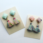 mix color tassel／イヤリング