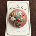 花刺繍 ブローチ