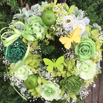 プリザーブドフラワー☆薔薇と紫陽花のグリーンリース☆蝶
