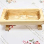 イチョウで作ったお菓子皿