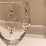 ❤×100 ホワイトパールの可愛らしい星付きピアス/イヤリング