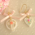 ♡Vintageハートカボションとクロスのリボンピアス♡