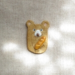 [再販]フランスパン大好きクマさんブローチ♪