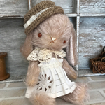 リネン帽子のピンクうさぎさん大きめテディベア