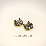 キラキラ猫のイヤリング（樹脂ノンホールピアス）