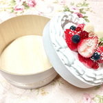 再販イチゴケーキの小物入れ