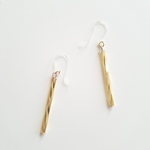 【ワンコイン】ツイストスティックピアス(イヤリング)