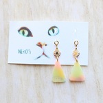 大人可愛いジューシーな耳元アクセサリー