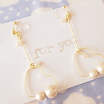 ハートとコットンパール♡　ゆれるピアス/樹脂ノンホールピアス（イヤリング）