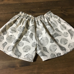100〜110㎝生成×ブラック貝殻柄キュロット