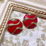 レトロ大ぶりボタンピアス