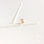 1粒スワロM　ノンホールピアス　イヤーカフにも