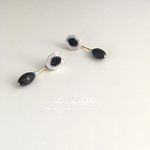 【2WAY】ビーズ刺繍のレトロピアス／BLACK ~Lustrini~