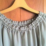 ちょっと透け感ライトグレー✿衿ふんわりプルオーバー　