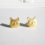 ブラスピアス　猫(チタンポスト)