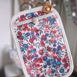 ※kozuemama様ご注文品※リバティビニコのパスケース／Wiltshire　ウィルトシャー