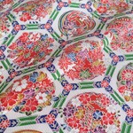 🐇アイボリー 本加賀友禅 小紋 亀甲に丸花模様 正絹 縮緬地 丹後ちりめん 【100cm×36cm】仕付け糸付き着物の解き 和布 生地 はぎれ リメイク素材 silk100%