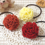 SALE🌟３色セット❇︎モコモコフリル♪の本物みたいなカーネーションのヘアゴムB