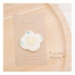 ふんわり＊やさしい陶器のお花ブローチ*♪北欧カラー