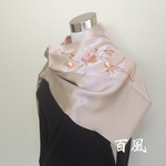  着物にも使える♡ベージュのシルクスカーフ