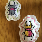 甲虫ブローチ