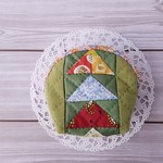 30%OFF【トライアングル】たっぷりマチ キルトポーチ