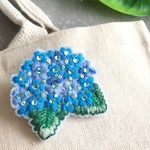 🌼アジサイの花・手刺繍ブローチ✧