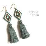 ◇tassel earrings ◇(dusty green)