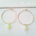 *再販*　　チェコビーズ　フープピアス　　ミルクジョンキル
