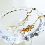 流れ星のようなアシンメトリーピアス