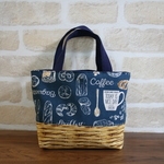 ＊パン柄＊カフェ風＊トートバッグ
