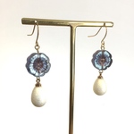 フラワーとパールのピアス/イヤリング