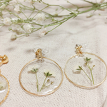 かすみ草 押し花イヤリング