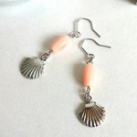 珊瑚と貝殻の出逢い☆プチプラピアス        