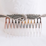 白鳥のヘアコーム 