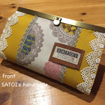 マスタードカラーの長財布
