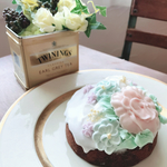 シュガーフラワーのバターケーキ