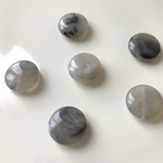マーブルグレー フラット ラウンド アクリル ビーズ (8個)