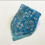 ハンカチスタイ