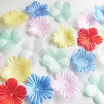 【値下げ増量30枚→60枚　390円→300円】3.8cm カラフル花びら　お花パーツ　～素材　詰め合わせ~夏・サマー　ハイビスカス　PT629