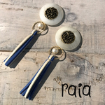 アンティーク風ボタン×タッセルピアス(イヤリング)