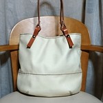 ヌバック革でモチモチトートバッグ