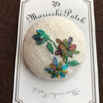 花刺繍 麻ブローチ