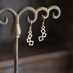 14kgf★Square Line Pierce