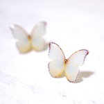 アースカラーの蝶々 ピアス / イヤリング