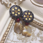 レトロ大ぶりボタンピアス