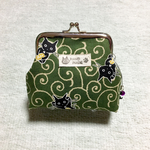 ガマ口財布 　＊唐草と黒ねこ - 唐草色＊ N